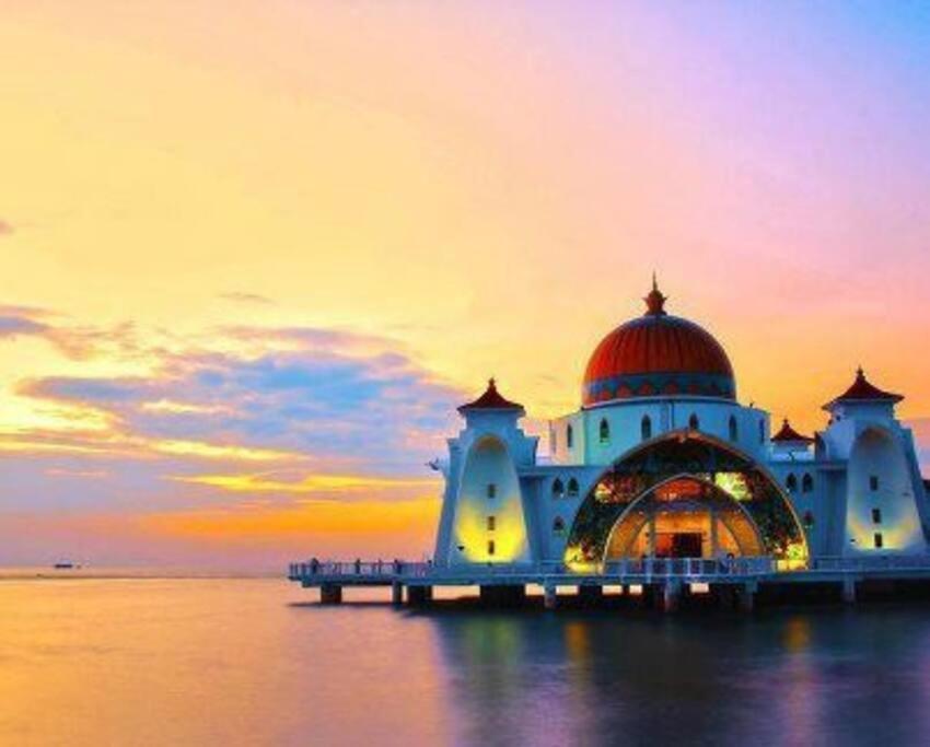 Mahkota Pool View Apartment Near A'Famosa & Jonker Malacca Exterior photo